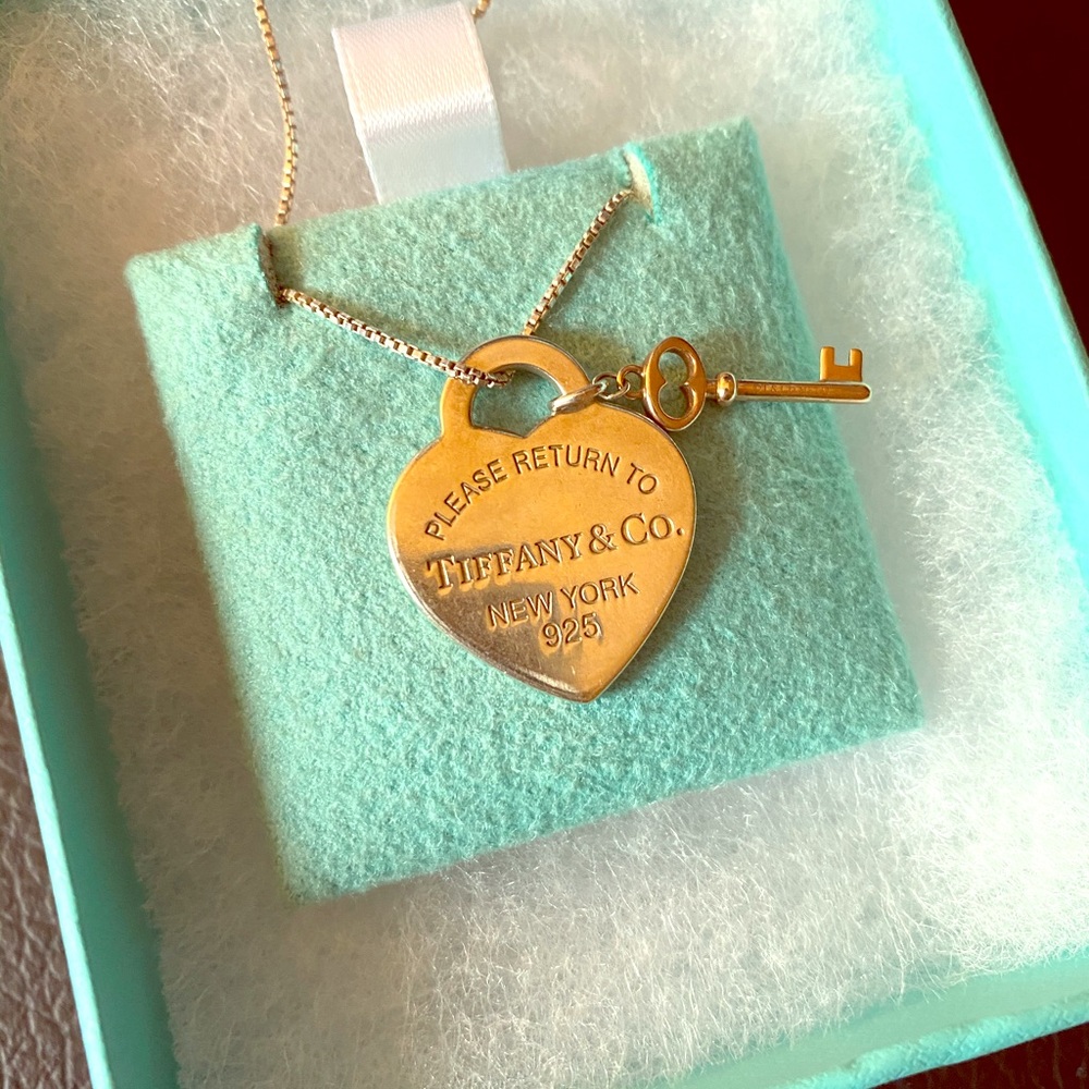 Tiffany & Co Return to Rubedo Heart Key Necklace